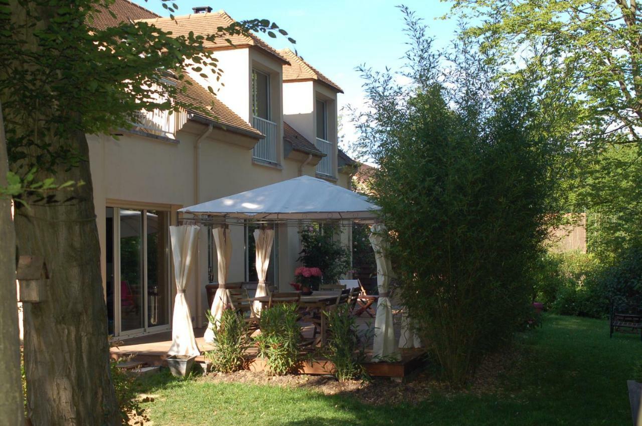 B&B Loft Trotters L'Etang-la-Ville Exteriör bild